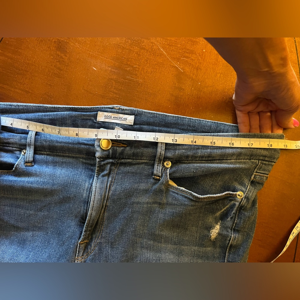 Good American ripped skinny jeans Stretchy, shaping, slimming. Medium blue 12/31 - Picture 9 of 11